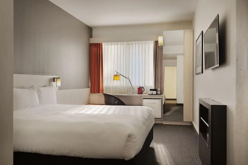 Ibis Wellington Hotel